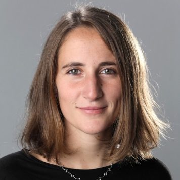 Profile photograph Professor Alice Di Donna